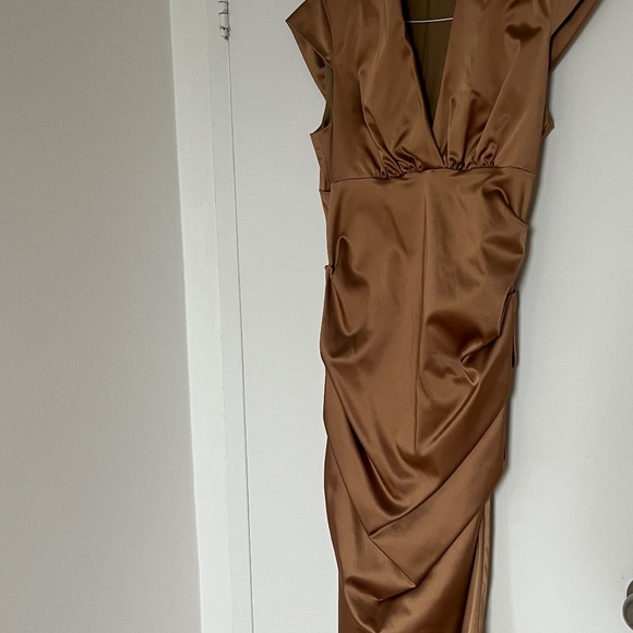 Size 12 Gold dress - Picture 1 of 1